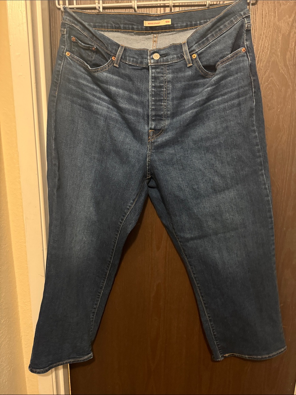 Levi’s Wedgie Straight Indigo Denim Dark Wash Blue Jeans 18W 26” inseam EUC